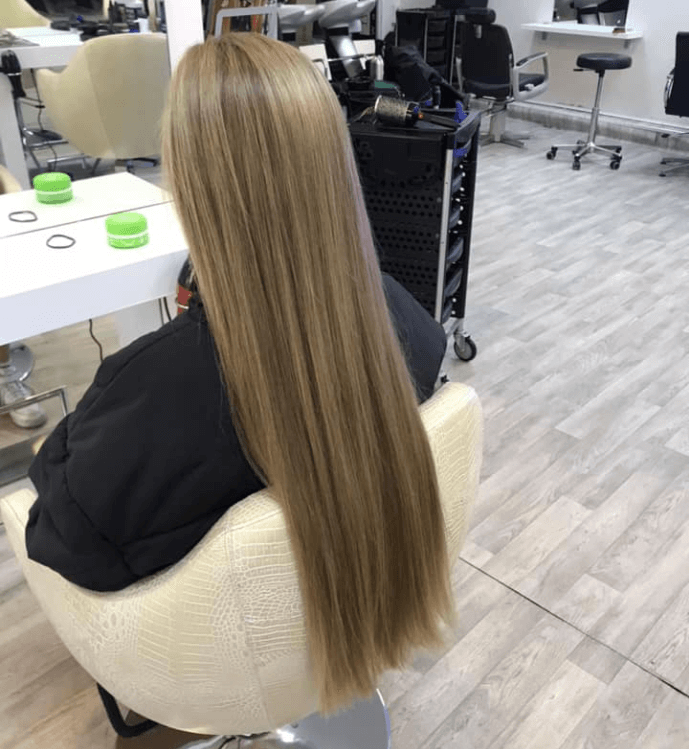 Damenhaarschnitt bei Friseur Lorin